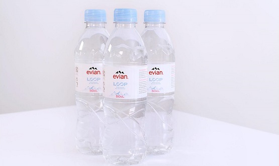 依云首次使用100%可回收塑料制成的PET瓶 依云首次使用100%可回收塑料制成的PET瓶