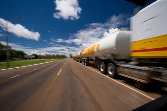 百年油氣巨頭搬家又改名：荷蘭怒了，英國(guó)笑了！