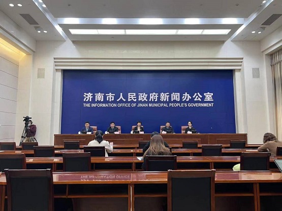 濟(jì)南市委、市政府召開新聞發(fā)布會(huì)介紹濟(jì)南市1-11月生態(tài)環(huán)境保護(hù)工作情況