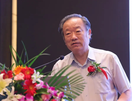 陳全生著名經(jīng)濟學(xué)家，國務(wù)院參事