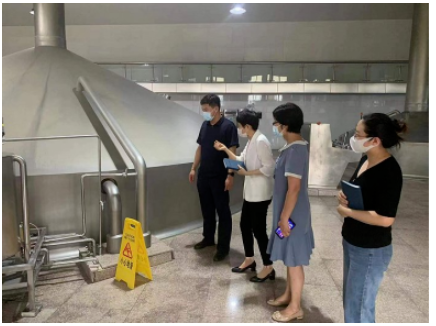 具體推進過程中，市生態(tài)環(huán)境局將靶向瞄準溫室氣體排放評價體系空白、體制機制未建立等關(guān)鍵問題