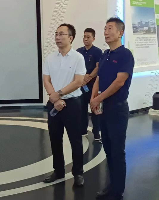 浦林成山總裁兼首席執(zhí)行官車(chē)寶臻、首佳科技制造有限公司董事長(zhǎng)兼總經(jīng)理蘇凡榮，共同在協(xié)議書(shū)上簽字。雙方的全面合作，由此揭開(kāi)了新的篇章。