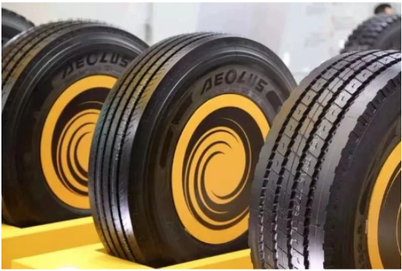 風(fēng)神為20多家汽車(chē)、工程機(jī)械主機(jī)廠供貨，是徐工、龍工等國(guó)內(nèi)工程機(jī)械車(chē)輛生產(chǎn)巨頭的戰(zhàn)略供應(yīng)商
