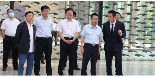 青科大副校長到訪華勤集團(tuán) 青科大副校長到訪華勤集團(tuán)