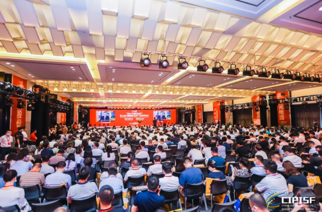 光伏國際盛宴，與巨人同行，硅寶榮登2022 中國光伏百強(qiáng)品牌價(jià)值榜