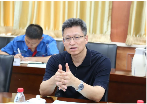 莊毅肯定了北橡院多年來在橡膠后加工應(yīng)用領(lǐng)域?qū)χ惺拈L期支持和取得的研究成績。