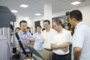 寧波市科技局黨組成員、副局長(zhǎng)陳善福蒞臨建新開展“三強(qiáng)三促”專項(xiàng)調(diào)研