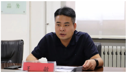 王敏董事長指出，多年來，耐斯特炭黑公司深入實施創(chuàng)新驅(qū)動發(fā)展戰(zhàn)略，圍繞產(chǎn)業(yè)鏈部署創(chuàng)新鏈，圍繞創(chuàng)新鏈布局產(chǎn)業(yè)鏈，將創(chuàng)新植入發(fā)展的“基因”，打造產(chǎn)業(yè)鏈與創(chuàng)新鏈雙輪驅(qū)動，創(chuàng)新成果持續(xù)涌現(xiàn)，科創(chuàng)平臺屢次突破，產(chǎn)業(yè)創(chuàng)新能級顯著增強，數(shù)字化和綠色化轉(zhuǎn)型加速推進，產(chǎn)品應(yīng)用領(lǐng)域不斷拓展，企業(yè)綜合競爭力得到持續(xù)鞏固提升。