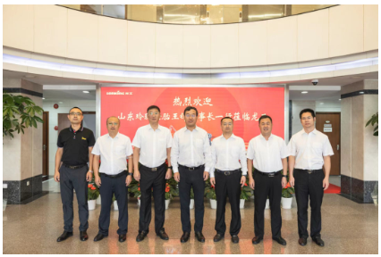 此次到訪，在雙方高度認可的基礎(chǔ)上，簽訂了戰(zhàn)略合作協(xié)議，將進一步深化合作，合力推動中國工程機械領(lǐng)域的高質(zhì)量發(fā)展。