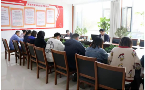 　審核組長紀(jì)宗民對濱澳線纜在疫情反復(fù)及經(jīng)濟下行情況下攻艱克難所取得的經(jīng)營業(yè)績給予了充分的肯定，并對濱澳線纜生產(chǎn)運行管理、現(xiàn)場管理、安全環(huán)境管控等方面明顯的提升提出了表揚。
