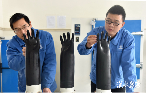 橡企助力，神舟十五號飛船發(fā)射成功！