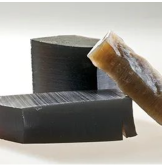 瑞翁補(bǔ)充道，對(duì)于使用氟橡膠的應(yīng)用來說，這也是一個(gè)“經(jīng)濟(jì)高效的選擇”。
