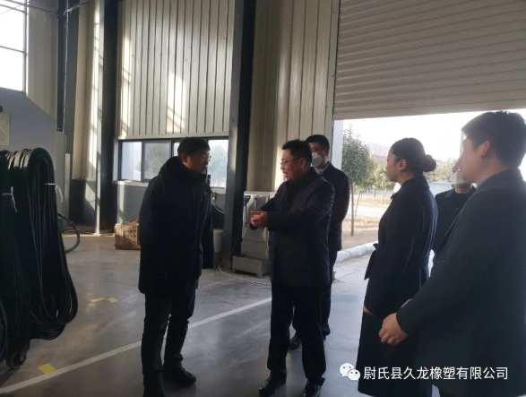 智能化生產(chǎn)車(chē)間 智能化生產(chǎn)車(chē)間