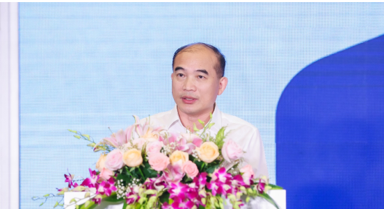 三棵樹董事長洪杰：涂料企業(yè)將從價(jià)格競(jìng)爭(zhēng)走向價(jià)值競(jìng)爭(zhēng)