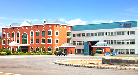 河南省工信廳宣布了2023年河南省制造業(yè)頭雁企業(yè)和重點培育企業(yè)的名單。在這份備受矚目的名單中，河南通達電纜股份有限公司脫穎而出，榮獲2023年河南省制造業(yè)頭雁企業(yè)的殊榮。