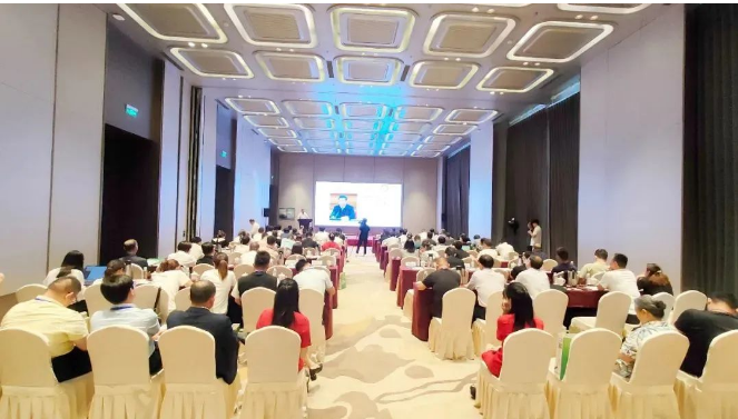山西省塑料行業(yè)協(xié)會(huì)2023年年會(huì)在長(zhǎng)治市隆重舉行