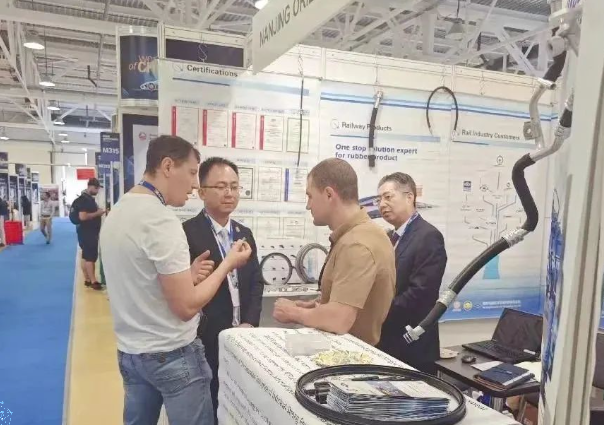 南京利德東方橡塑科技有限公司自2020年起積極展開國際市場拓展計(jì)劃，獲得了可喜的發(fā)展成果。在經(jīng)過多次努力之后，該公司已經(jīng)成功建立了與美國、加拿大、日本、墨西哥、伊朗以及俄羅斯等國家的牢固業(yè)務(wù)伙伴關(guān)系。
