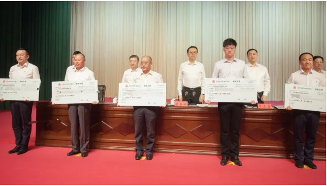 軟控股份憑卓越裝備摘得省級榮譽，引領(lǐng)行業(yè)先鋒