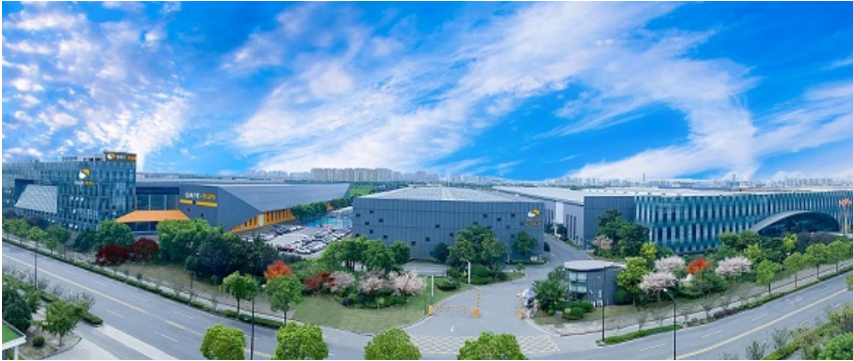 作為國內(nèi)領(lǐng)先的高端智能裝備制造商和智慧工廠解決方案服務(wù)商，薩馳智能裝備股份有限公司將于9月4日至6日在上海新國際博覽中心隆重亮相，參展第21屆中國國際橡膠技術(shù)展覽會(huì)。展會(huì)期間，薩馳智能的展位位于N1區(qū)1A359。