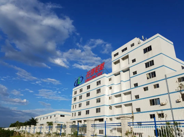 突破強(qiáng)勁競(jìng)爭(zhēng)，廣西玲瓏輪胎躋身制造業(yè)百?gòu)?qiáng)