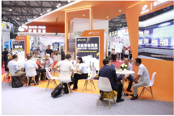 第二十一屆中國國際橡膠技術(shù)展覽會在上海浦東會展中心圓滿落幕。本次展會上，薩馳智能攜手高端智能輪胎裝備、核心智能物流裝備，以及胎胚物流、成品物流等智能產(chǎn)線和智慧工廠一站式物流解決方案亮相，吸引了眾多參展嘉賓的關(guān)注。