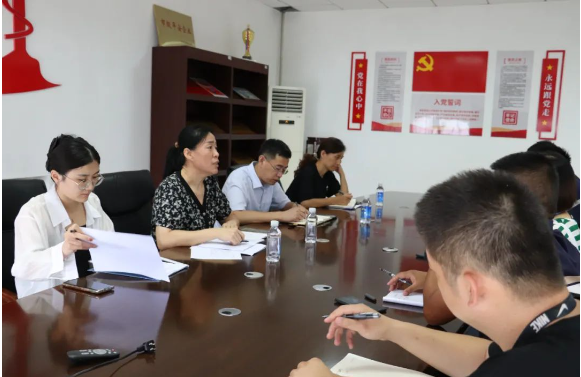 墾利區(qū)商務局副局長楊立海表示對公司的發(fā)展前景表示肯定，并承諾在今后的工作中，該局將持續(xù)與企業(yè)保持緊密的溝通與合作，提供政策支持，確保各項工作得以順利實施，共同營造穩(wěn)健、健康的發(fā)展環(huán)境。