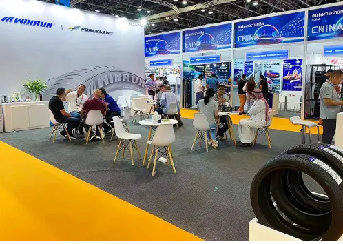 AUTOMECHANIKA DUBAI 2023一如既往地吸引了來自世界各地的知名品牌，向成千上萬的供應(yīng)商、消費者和行業(yè)專業(yè)人士展示了最新的產(chǎn)品和技術(shù)，因而在中東汽車后市場領(lǐng)域享有盛譽。