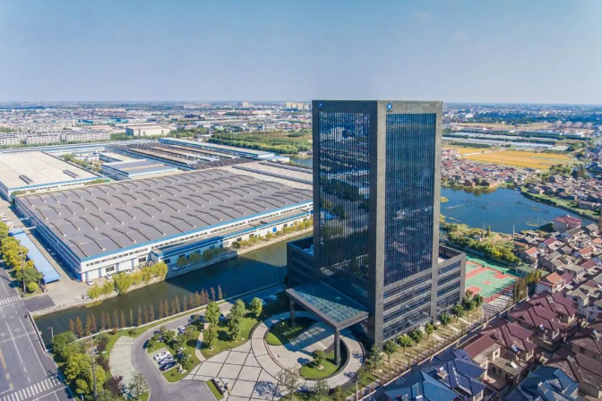 江蘇省財政廳、省科技廳聯(lián)手發(fā)布了2023年度省科技成果轉化專項資金項目的立項文件。其中，江蘇興達鋼簾線股份有限公司的“重載輪胎用高強度耐疲勞胎圈鋼絲(圈)研發(fā)及產業(yè)化”項目成功脫穎而出，獲得了省級資助經費高達1000萬元。