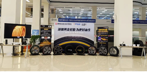 在品牌建設(shè)方面，賽輪輪胎開始著重加強(qiáng)品牌形象，提高了行業(yè)知名度和美譽(yù)度。在第三季度，賽輪液體黃金輪胎廣告片在央視黃金時(shí)段首播。此外，賽輪輪胎還作為“創(chuàng)·強(qiáng)國(guó)基石”品牌亮相于《亞洲時(shí)刻·中國(guó)好禮》品牌盛典，進(jìn)一步提升了其國(guó)內(nèi)外的品牌知名度和影響力。此外，賽輪輪胎在2023年的《亞洲品牌500強(qiáng)》排行榜中，以品牌價(jià)值達(dá)805.72億元的成績(jī)位列第328位，進(jìn)一步彰顯了其強(qiáng)大的品牌實(shí)力。