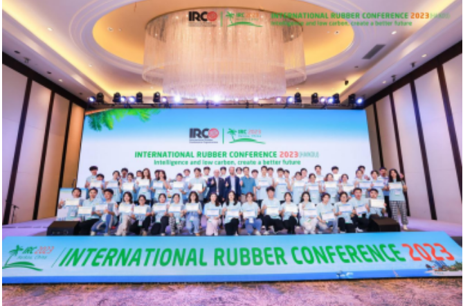 IRC2023同時(shí)設(shè)有展覽，共有28家參展企業(yè)，展示了涉及輪胎、天然橡膠、合成橡膠、骨架材料、硫化劑等領(lǐng)域的新技術(shù)和產(chǎn)品。此次展覽還為企業(yè)和高校的博士、碩士研究生提供了就職交流的機(jī)會(huì)。